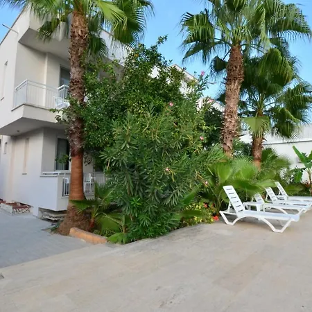 Kiris Garden Hotel *