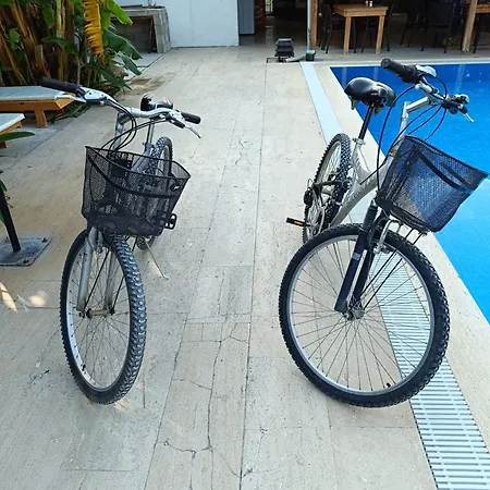 Hotel Kiris Garden *
