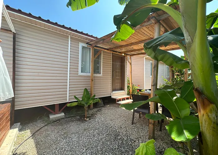 Kiris Garden Hotel