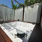 Kiris Garden Hotel